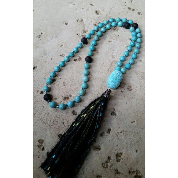 Essential oil diffuser necklace - blue Magnesite - mala - tassel