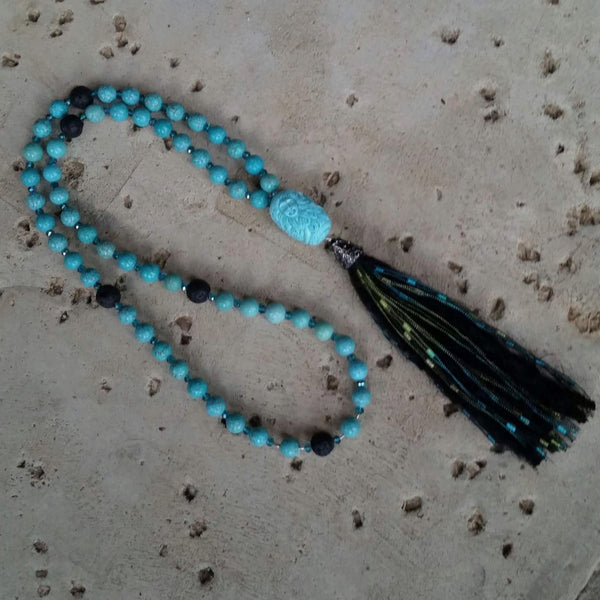 Essential oil diffuser necklace - blue Magnesite - mala - tassel