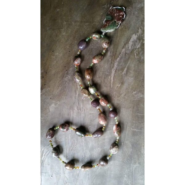 Essential oil diffuser necklace - Agate - wire wrapped