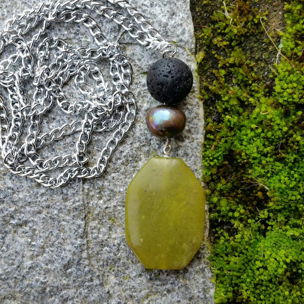 Essential oil diffuser necklace - New Jade