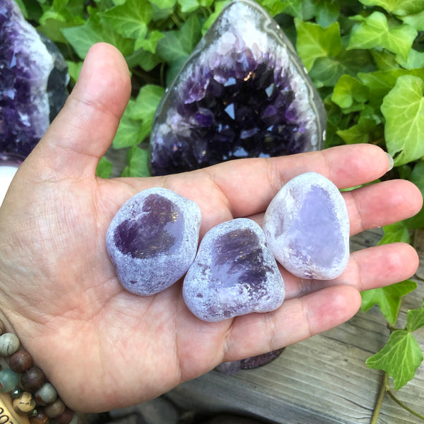 Amethyst Emma Egg