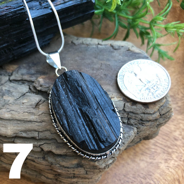 Black Tourmaline pendant necklace (Protection)
