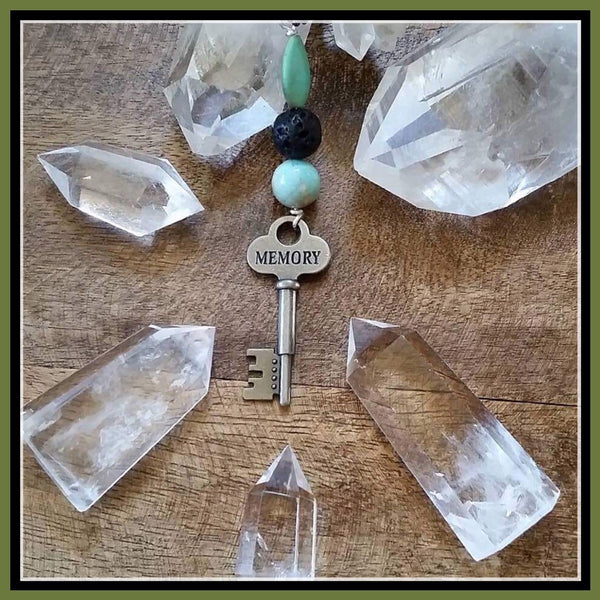 Essential oil diffuser necklace - Skeleton key  - memory