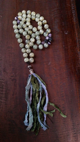 Essential oil diffuser necklace -Prehnite and Amethyst mala