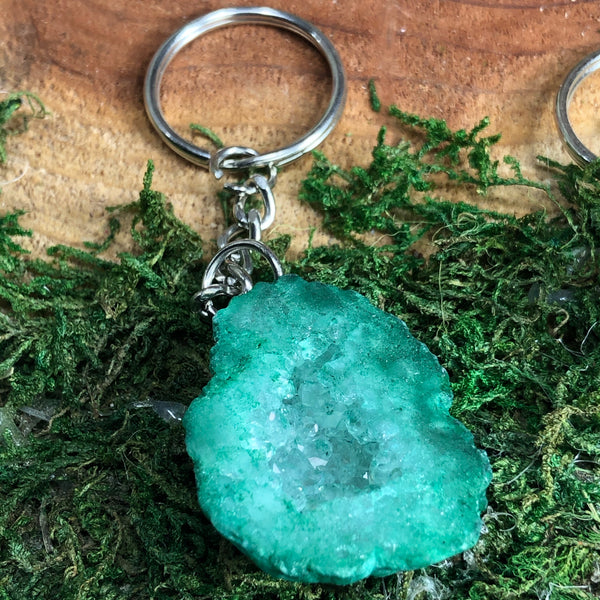 Druzy geode keychain (dyed)