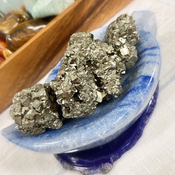 Dumortierite (Blue Quartz) bowl