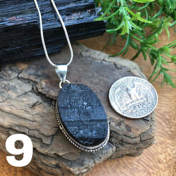Black Tourmaline pendant necklace (Protection)