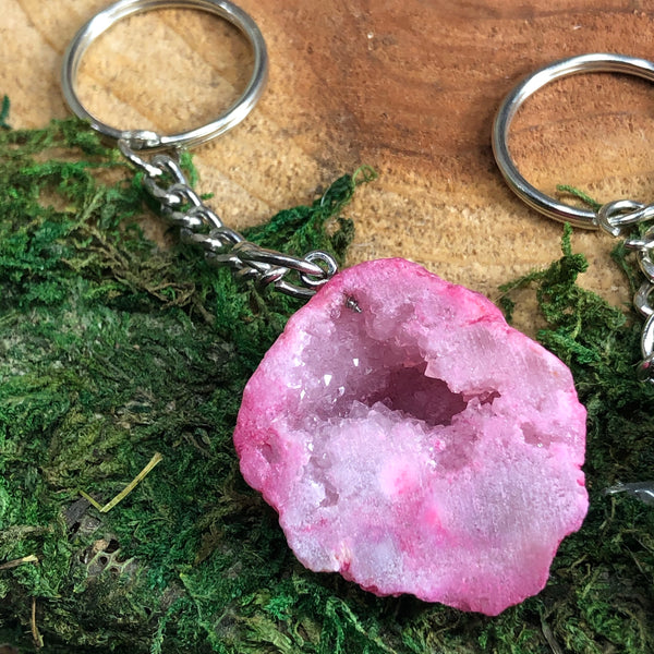 Druzy geode keychain (dyed)