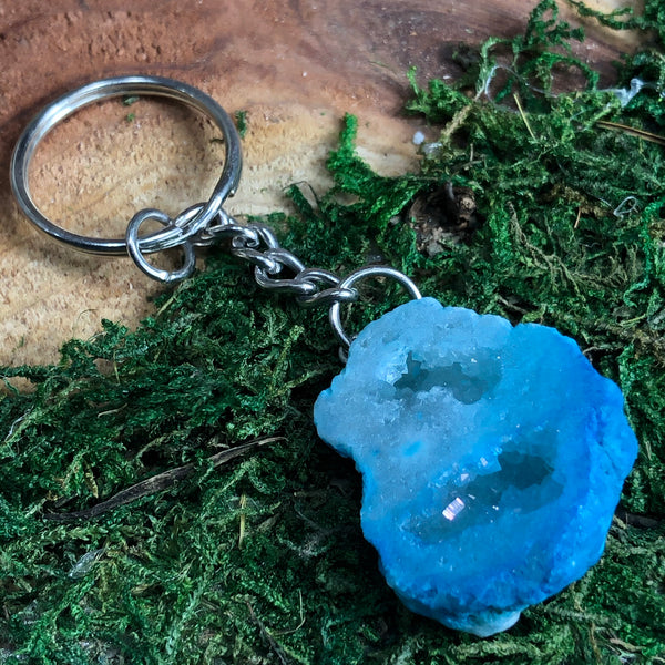 Druzy geode keychain (dyed)