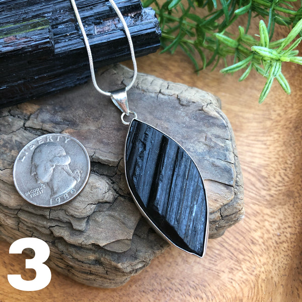 Black Tourmaline pendant necklace (Protection)