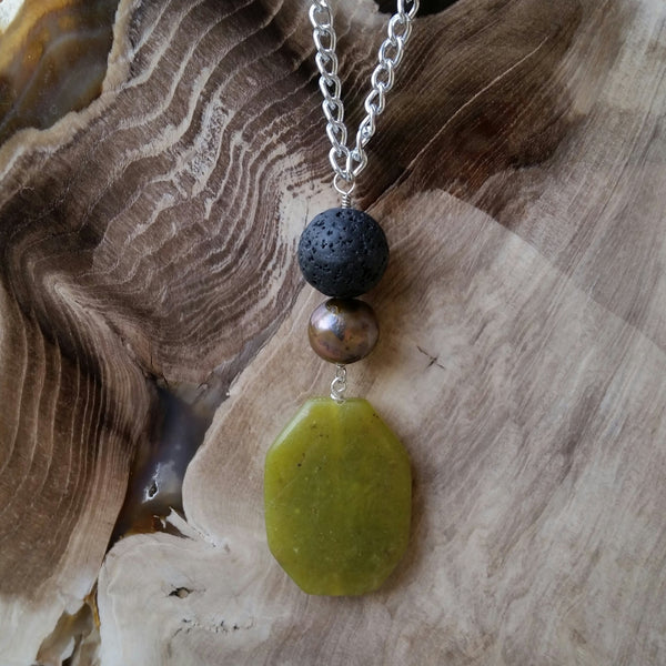 Essential oil diffuser necklace - New Jade