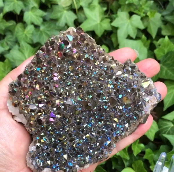 Titanium aura rainbow Amethyst (1 pound 1.1 oz)
